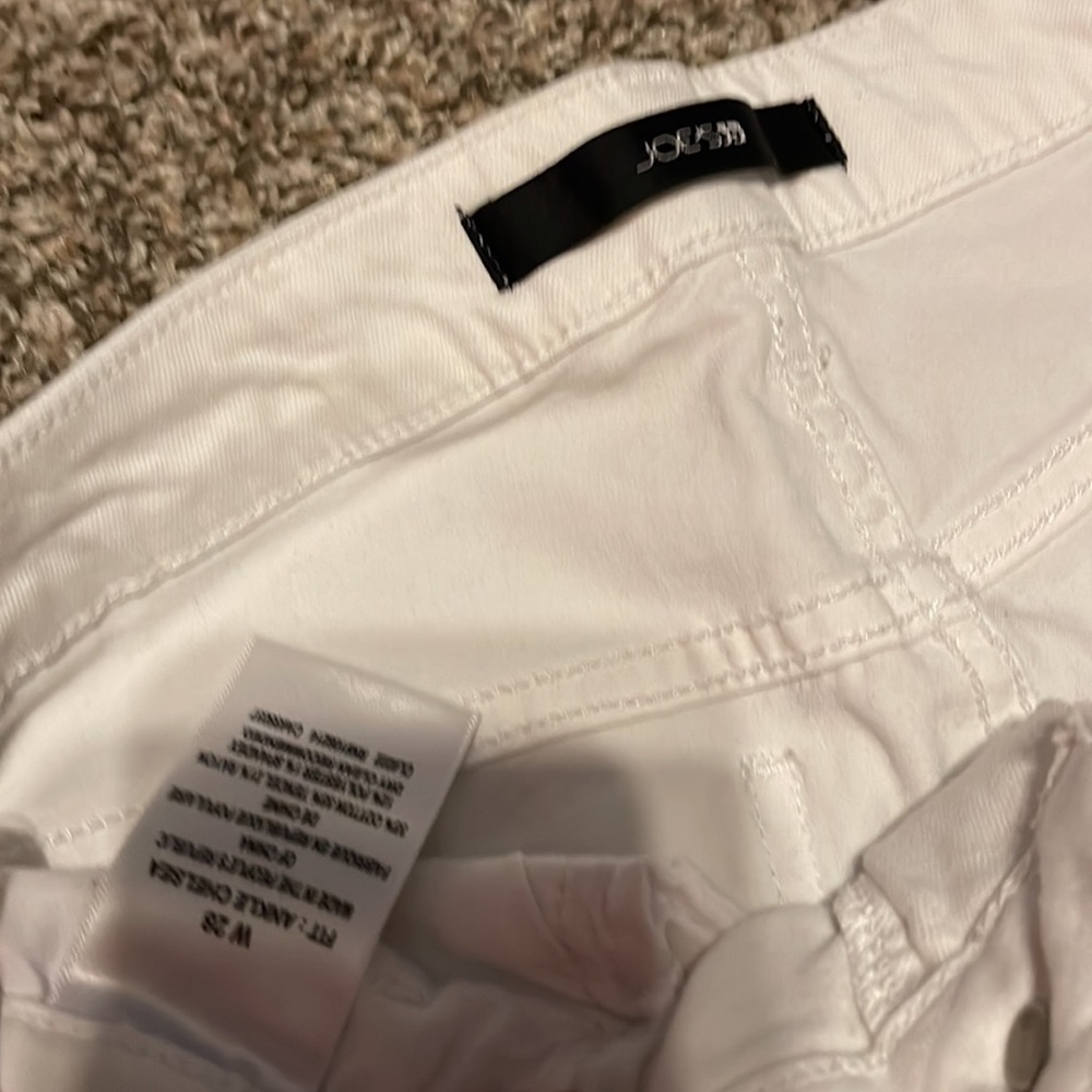 Joe’s Jean - Picture 2 of 4